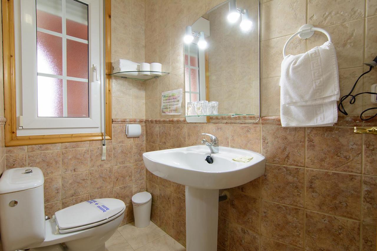 Apartamentos Turísticos Casa Soto Baiona Bagian luar foto